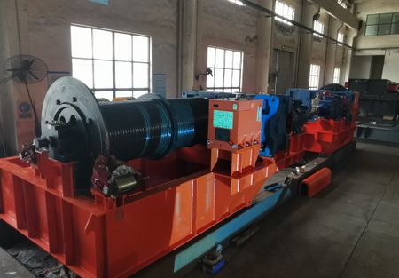 Huanglongtan hoist